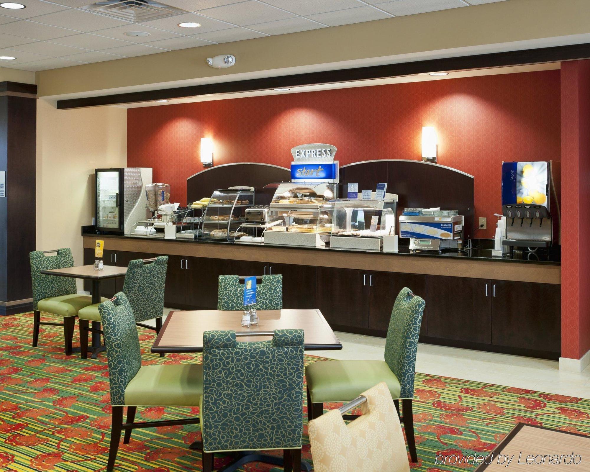 Holiday Inn Express & Suites Dayton South - I-675 By Ihg Shanersville Ресторан фото
